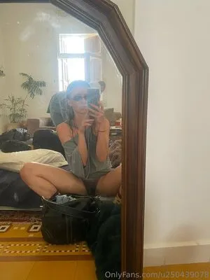 U250439078 OnlyFans Leaked Free Thumbnail Picture - #8YlNEkbx79