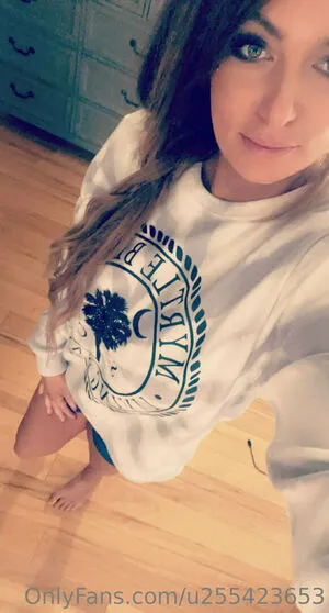 U255423653 OnlyFans Leaked Free Thumbnail Picture - #kfE3rb0uS1