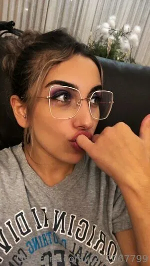 U272067799 OnlyFans Leaked Free Thumbnail Picture - #5j2Iu3fg8Y