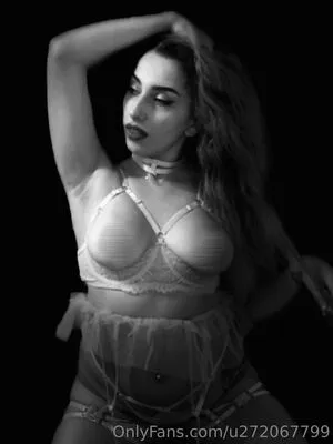 U272067799 OnlyFans Leaked Free Thumbnail Picture - #zc2KEPeVaN