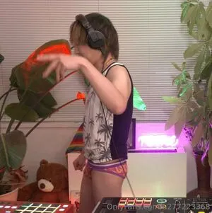 U277223368 OnlyFans Leaked Free Thumbnail Picture - #dQi4AaeUCG