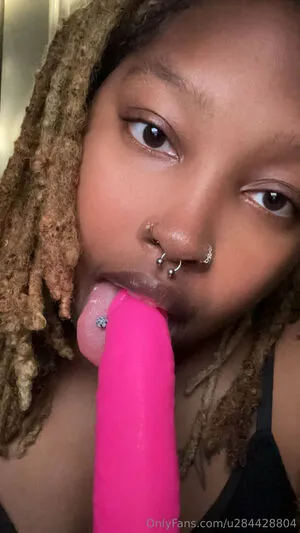 U284428804 OnlyFans Leaked Free Thumbnail Picture - #2Gy6YNQJ9x