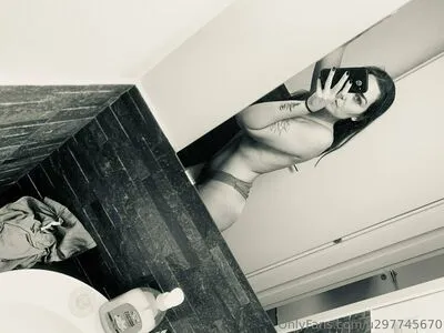 U297745670 OnlyFans Leaked Free Thumbnail Picture - #5FDGVPsQ3J