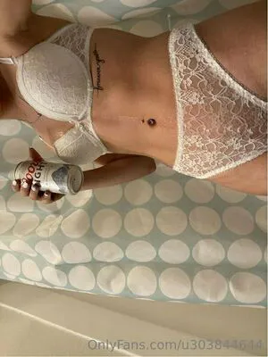 U303844644 OnlyFans Leaked Free Thumbnail Picture - #AkkiJloEAR