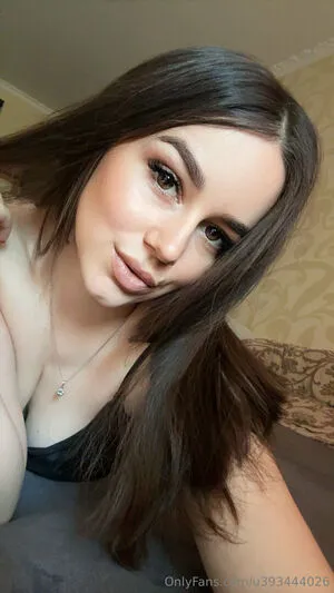 U393444026 OnlyFans Leaked Free Thumbnail Picture - #HYUSt4Hbar