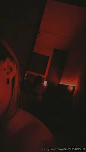 U393508518 OnlyFans Leaked Free Thumbnail Picture - #R4uvAvwyK1