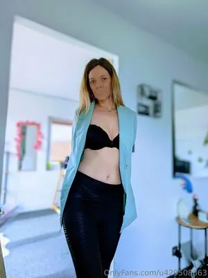 U429508863 OnlyFans Leaked Free Thumbnail Picture - #S2HZ9kLfS0