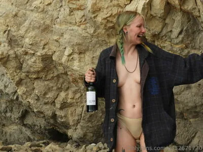 U432671770 OnlyFans Leaked Free Thumbnail Picture - #CfxK162KJY