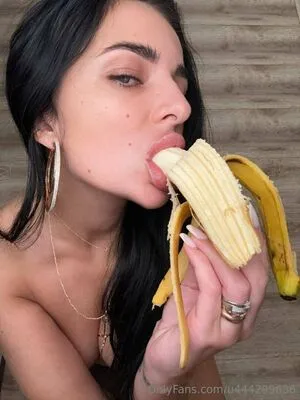 U444299636 OnlyFans Leaked Free Thumbnail Picture - #B3EHoRU25C