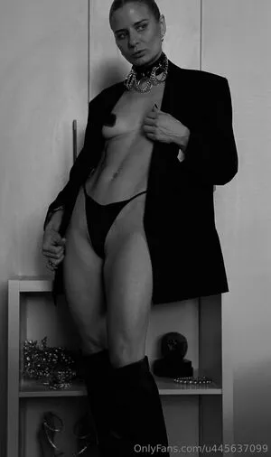 U445637099 OnlyFans Leaked Free Thumbnail Picture - #P07136cZ9x
