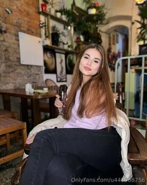 U449088756 OnlyFans Leaked Free Thumbnail Picture - #4pUxjxG5Ga