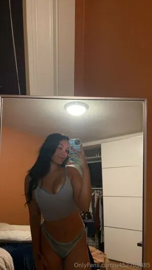 U452705885 OnlyFans Leaked Free Thumbnail Picture - #YxaPwL6th9