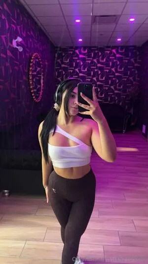 U452705885 OnlyFans Leaked Free Thumbnail Picture - #ghQ8KTIvIt