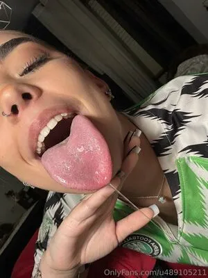 U489105211 OnlyFans Leaked Free Thumbnail Picture - #OCLfF3zvHZ