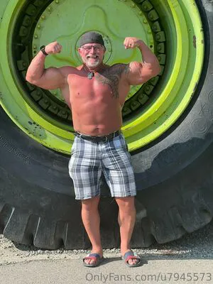 U7945573 OnlyFans Leaked Free Thumbnail Picture - #AbOrO9IOSs