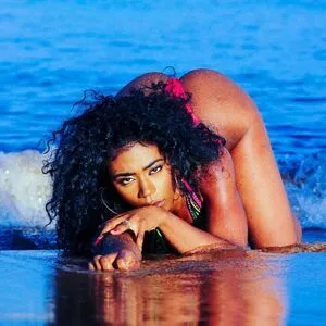 Uchemba OnlyFans Leaked Free Thumbnail Picture - #3UpA18or4N
