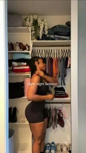 Uchemba OnlyFans Leaked Free Thumbnail Picture - #OOWSURwyE8