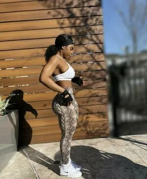 Uchemba OnlyFans Leaked Free Thumbnail Picture - #WGlxbYEZSj