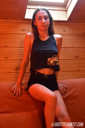 Ugotitflauntit Com OnlyFans Leaked Free Thumbnail Picture - #MzB7F7C84c