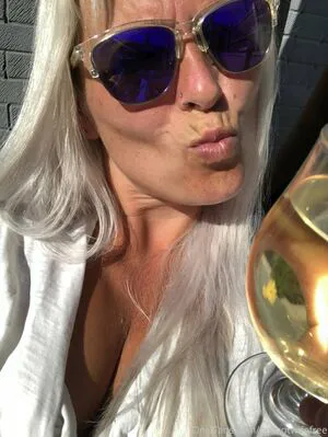 Ukhotwifecouple OnlyFans Leaked Free Thumbnail Picture - #5GsvBgap1Z