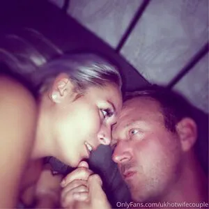 Ukhotwifecouple OnlyFans Leaked Free Thumbnail Picture - #6sBM9KVjFL