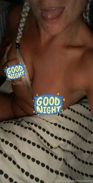 Ukhotwifecouple OnlyFans Leaked Free Thumbnail Picture - #LuFefri3sp