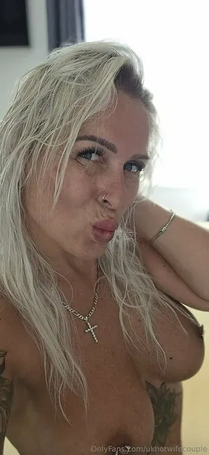 Ukhotwifecouple OnlyFans Leaked Free Thumbnail Picture - #ReFrFiXm8J