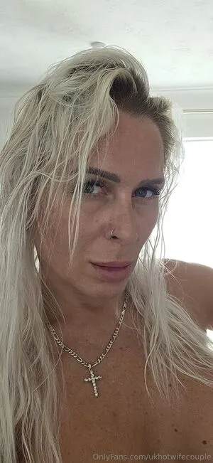 Ukhotwifecouple OnlyFans Leaked Free Thumbnail Picture - #kVPqUL5m0v