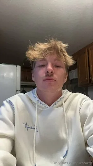 Uknowty OnlyFans Leaked Free Thumbnail Picture - #1682ohFVHH