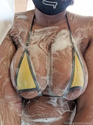 Uliexii OnlyFans Leaked Free Thumbnail Picture - #qCpFxcJp2m