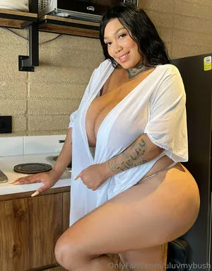 Uluvmybush OnlyFans Leaked Free Thumbnail Picture - #e2Me92wQPi
