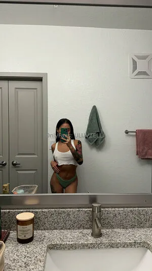 Uluvzella OnlyFans Leaked Free Thumbnail Picture - #F3ABYAmiNK