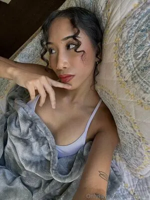 Uluvzella OnlyFans Leaked Free Thumbnail Picture - #HFdpF42iME