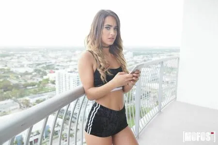 Uma Jolie OnlyFans Leaked Free Thumbnail Picture - #56MLU5L7fn