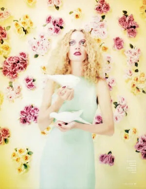 Uma Thurman OnlyFans Leaked Free Thumbnail Picture - #t3tpot4QN9