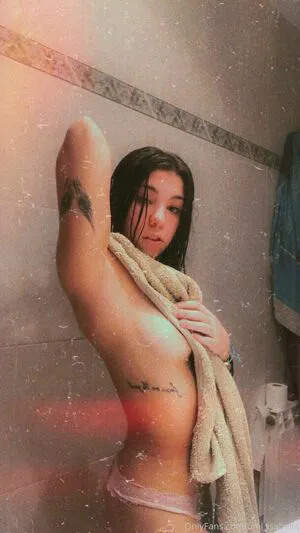 Umi Isabella OnlyFans Leaked Free Thumbnail Picture - #sx61M2B40w