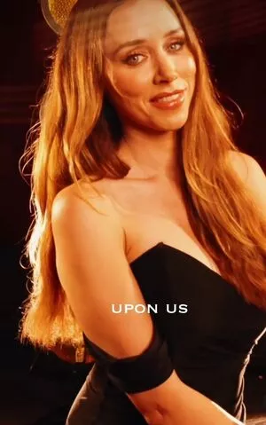 Una Healy OnlyFans Leaked Free Thumbnail Picture - #1xXMNEHXDv