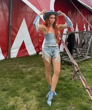 Una Healy OnlyFans Leaked Free Thumbnail Picture - #3RcsvwVVGB