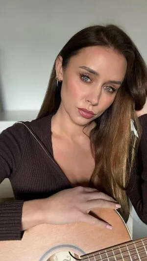 Una Healy OnlyFans Leaked Free Thumbnail Picture - #ThyMreDB0j