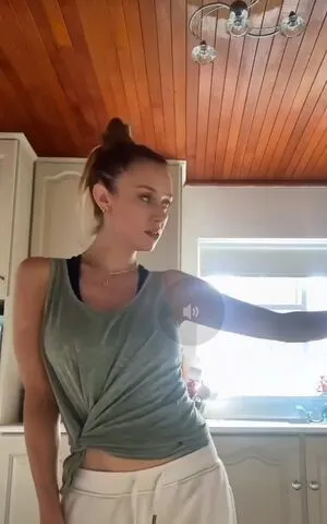 Una Healy OnlyFans Leaked Free Thumbnail Picture - #qS1QQZ2mPp
