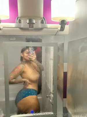 Unamilfy22 OnlyFans Leaked Free Thumbnail Picture - #KPNi8Czjwp