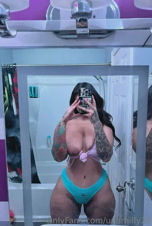 Unamilfy22 OnlyFans Leaked Free Thumbnail Picture - #dzqfK1fMUg