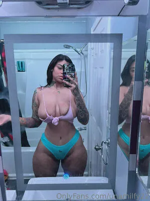 Unamilfy22 OnlyFans Leaked Free Thumbnail Picture - #tljp3atxBN