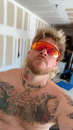 Unclelazer69 OnlyFans Leaked Free Thumbnail Picture - #bn7pSPDQ7r