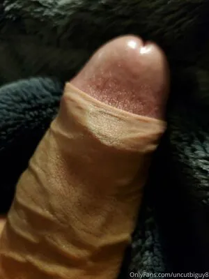 Uncut88888 OnlyFans Leaked Free Thumbnail Picture - #9dw6BsqlH2