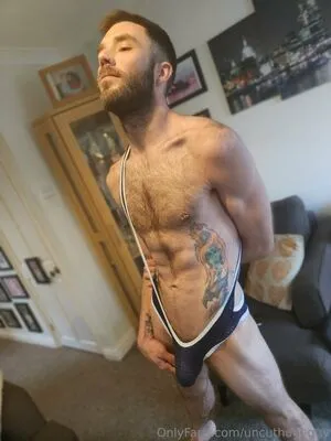 Uncuthugeguy OnlyFans Leaked Free Thumbnail Picture - #AR7zFwdC27
