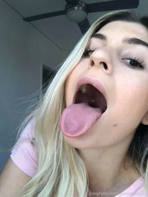 Uncutsextapes OnlyFans Leaked Free Thumbnail Picture - #ekewf5BXYi
