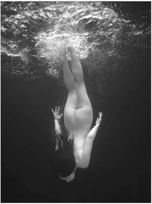 Underwater OnlyFans Leaked Free Thumbnail Picture - #0Svk8sSmgc