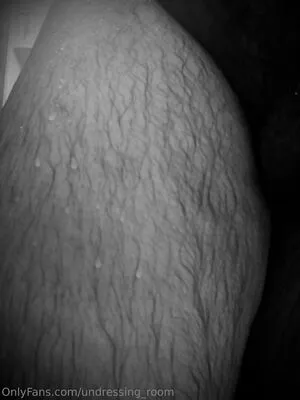 Undressing Room OnlyFans Leaked Free Thumbnail Picture - #5RHnFX2Dhh