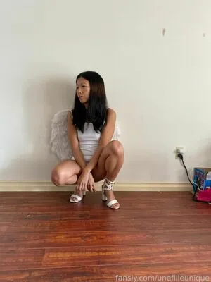 Unefilleunique OnlyFans Leaked Free Thumbnail Picture - #CbzjCFVWya